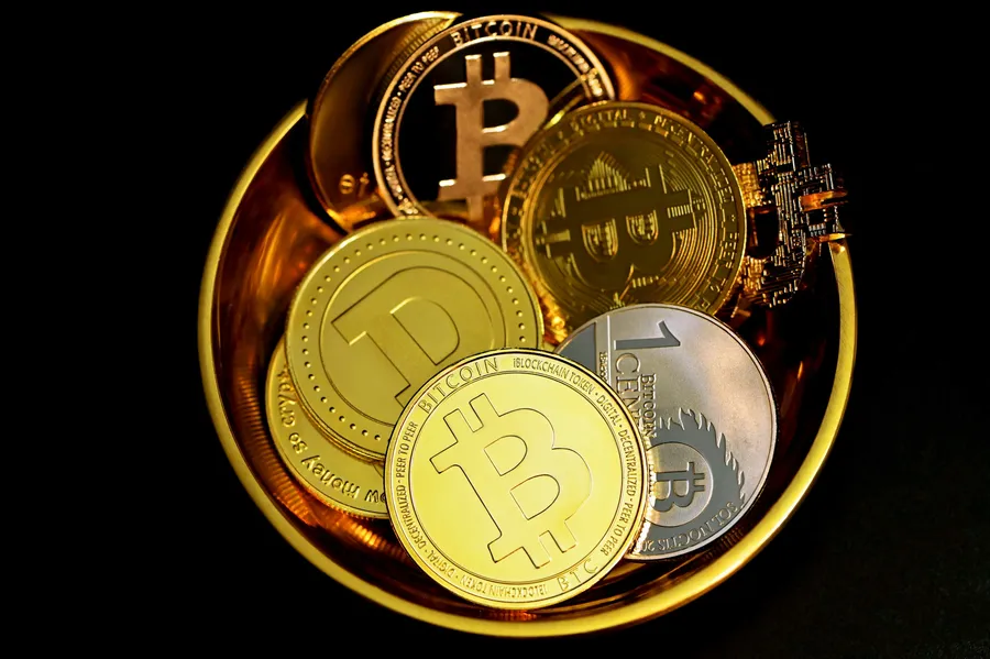 How Does Aave (AAVE) Cryptocurrency Token Work? — Aave, Lending, DeFi 1 How Does Aave (AAVE) Cryptocurrency Token Work? — Aave, Lending, DeFi - readd.org 2025