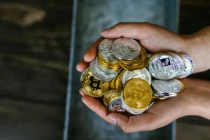 What is Ravencoin (RVN) Cryptocurrency Token? — Ravencoin, Asset Tokenization, Blockchain 1 What is Ravencoin (RVN) Cryptocurrency Token? — Ravencoin, Asset Tokenization, Blockchain - readd.org 2025