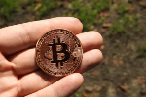What is a token and how does it work? — cryptocurrency tokens, token standards, blockchain 1 What is a token and how does it work? — cryptocurrency tokens, token standards, blockchain - readd.org 2025