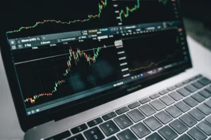 Who are “Black Hat” Hackers in Crypto? — Dangers to Your Assets 1 Who are “Black Hat” Hackers in Crypto? — Dangers to Your Assets - readd.org 2025