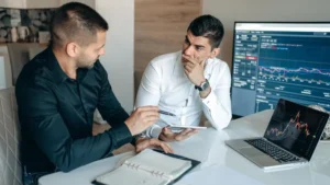 What is Uniswap (UNI) Cryptocurrency Token? — Uniswap, DEX, Tokens 1 What is Uniswap (UNI) Cryptocurrency Token? — Uniswap, DEX, Tokens - readd.org 2025