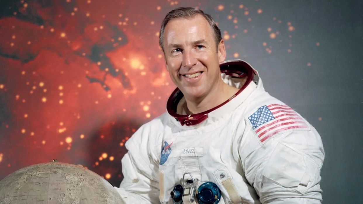 James Lovell, Apollo 13 Commander Who Guided Crew Through Crisis, Dies at 97 1 James Lovell, Apollo 13 Commander Who Guided Crew Through Crisis, Dies at 97 - readd.org 2025