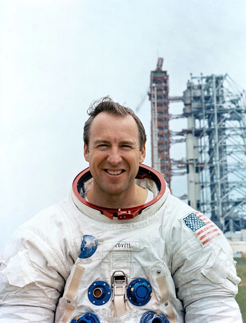 A Pivotal Figure in Space Exploration, Jim Lovell Dies at 97 1 A Pivotal Figure in Space Exploration, Jim Lovell Dies at 97 - readd.org 2025