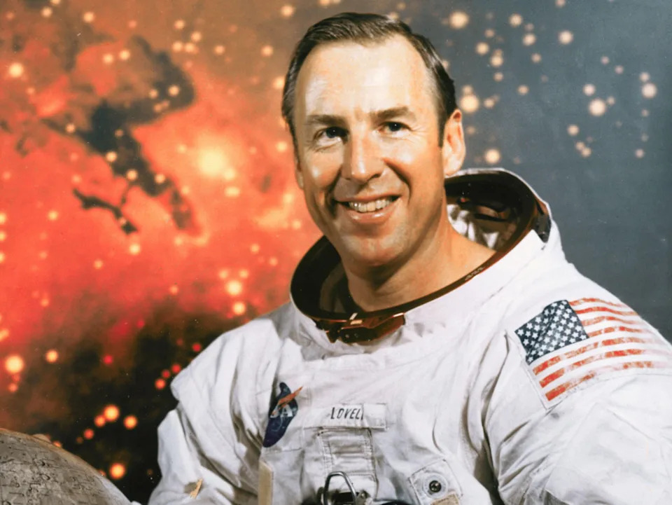A Pivotal Figure in Space Exploration, Jim Lovell Dies at 97 1 A Pivotal Figure in Space Exploration, Jim Lovell Dies at 97 - readd.org 2025