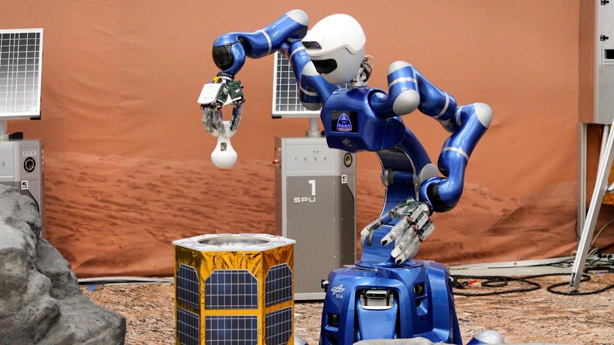 Astronaut Remotely Guides Robot Team in Simulated Mars Exploration 1 Astronaut Remotely Guides Robot Team in Simulated Mars Exploration - readd.org 2025