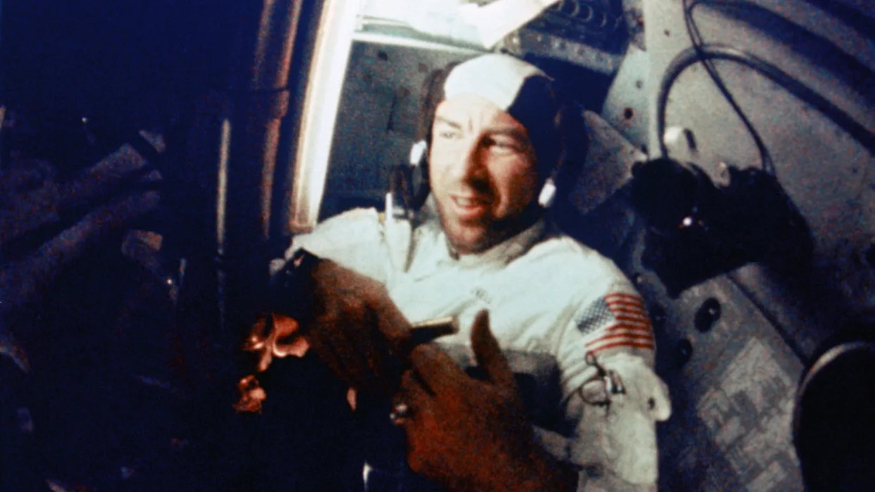 Former NASA Astronaut James Lovell, a Figure of Resilience During Apollo 13, Passes Away at 97 1 Former NASA Astronaut James Lovell, a Figure of Resilience During Apollo 13, Passes Away at 97 - readd.org 2025