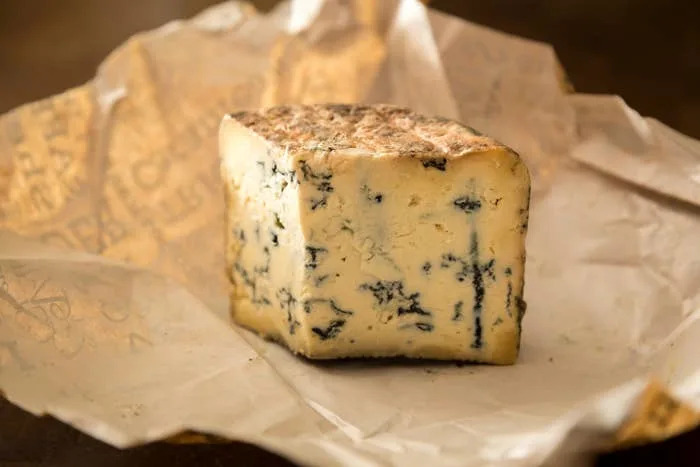 Can You Safely Eat Cheese with Mold? Experts Weigh In 1 Can You Safely Eat Cheese with Mold? Experts Weigh In - readd.org 2025