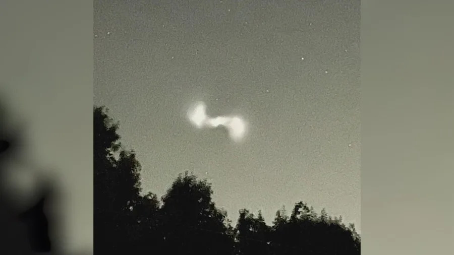 Unexplained Aerial Phenomenon Sparks Curiosity Across Missouri 1 Unexplained Aerial Phenomenon Sparks Curiosity Across Missouri - readd.org 2025
