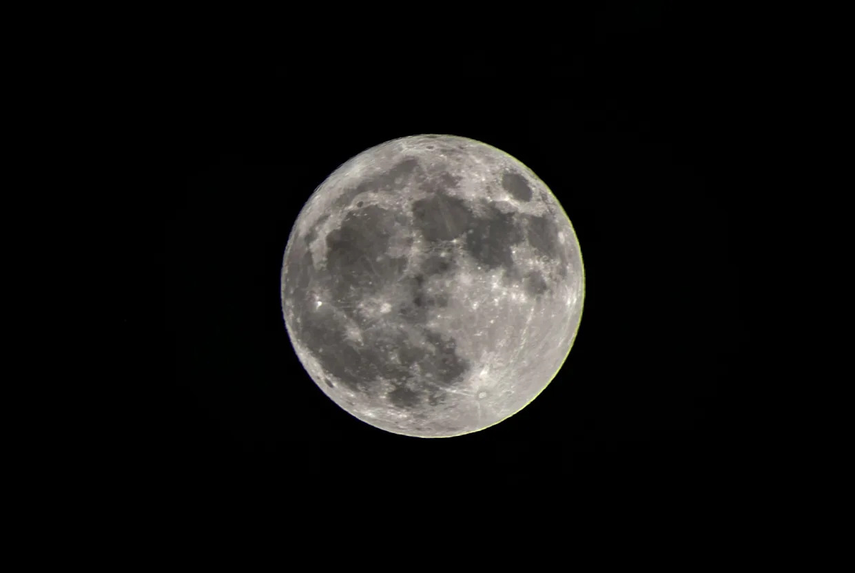 August's Sturgeon Moon to Illuminate Skies on August 9th 1 August's Sturgeon Moon to Illuminate Skies on August 9th - readd.org 2025