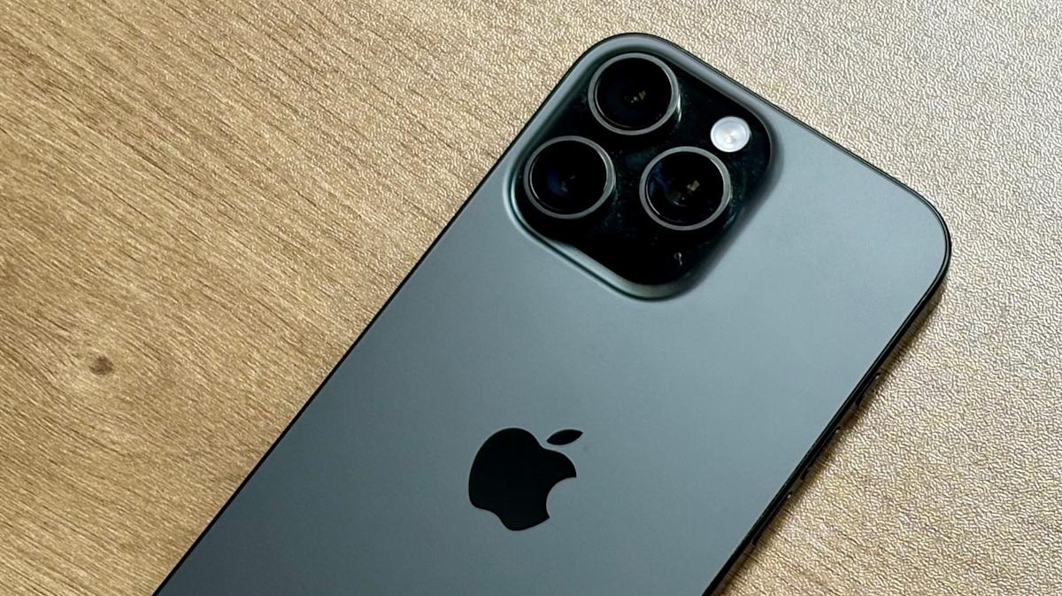 Apple Patents Custom Image Sensor With Potential to Rival Cinema Camera Technology 1 Apple Patents Custom Image Sensor With Potential to Rival Cinema Camera Technology - readd.org 2025
