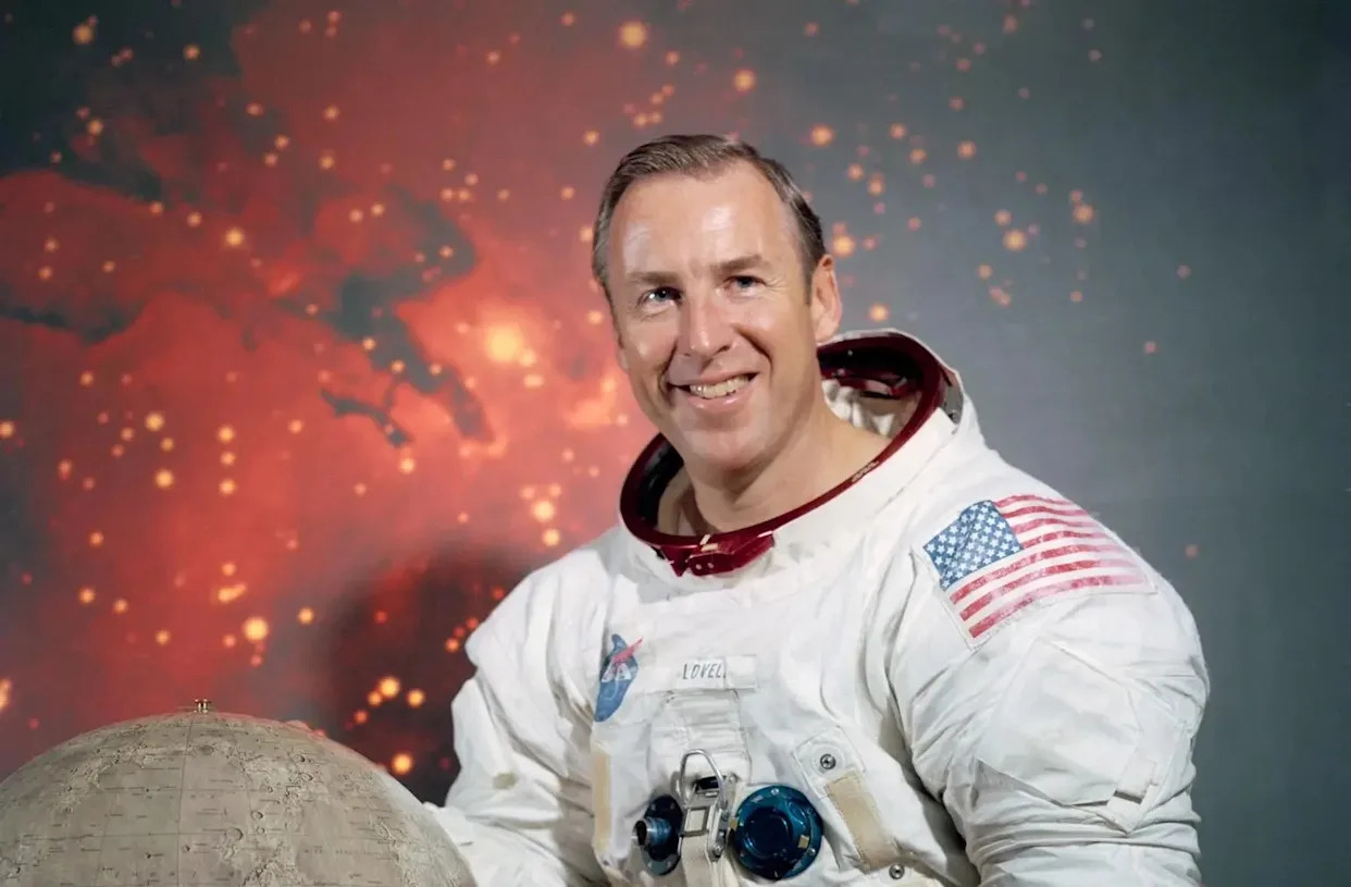 Pioneering Astronaut Jim Lovell Dies at 97 1 Pioneering Astronaut Jim Lovell Dies at 97 - readd.org 2025