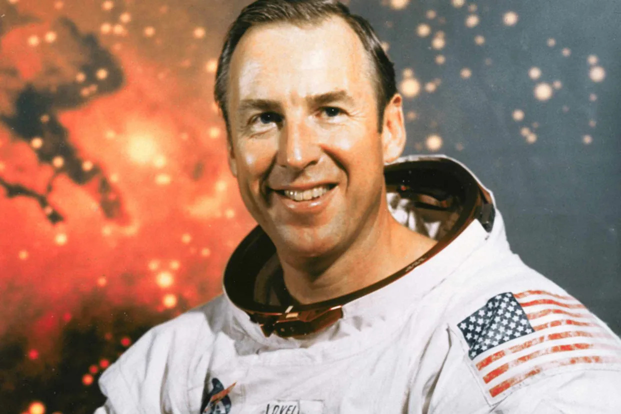 A Titan of Space Exploration: James Lovell Jr., Commander of Apollo 13, Dies at 97 1 A Titan of Space Exploration: James Lovell Jr., Commander of Apollo 13, Dies at 97 - readd.org 2025